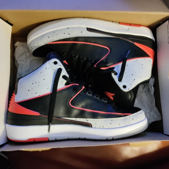 Air Jordan Retro 2 Infared SZ 10 - Picture 3 of 4